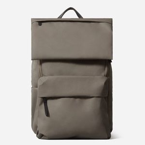 Everlane ReNew Transit Backpack in Warm Charcoal